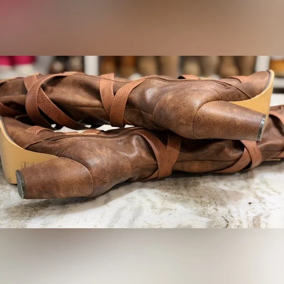 Michael Antonio Brown Faux Leather Belted Boots Size 9 – 20” Shaft 3.75”Heel EUC - Picture 5 of 6